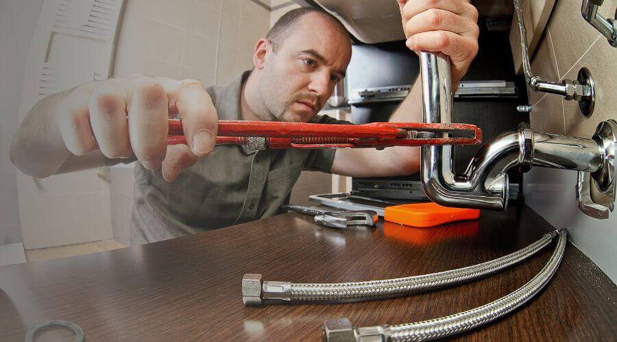 Professional expert plumbing services in Canton, OH